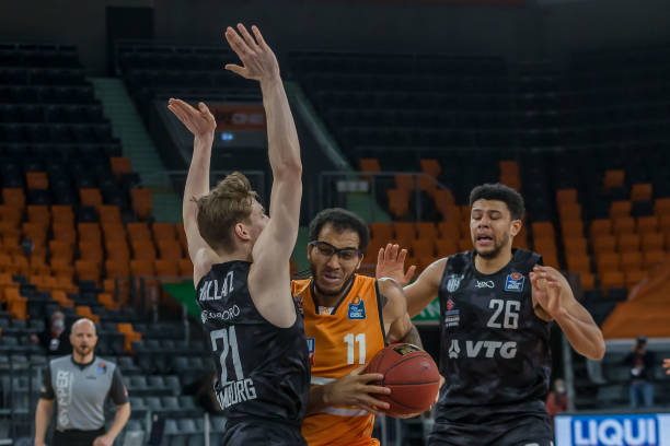 比代替生硬 比代替生硬